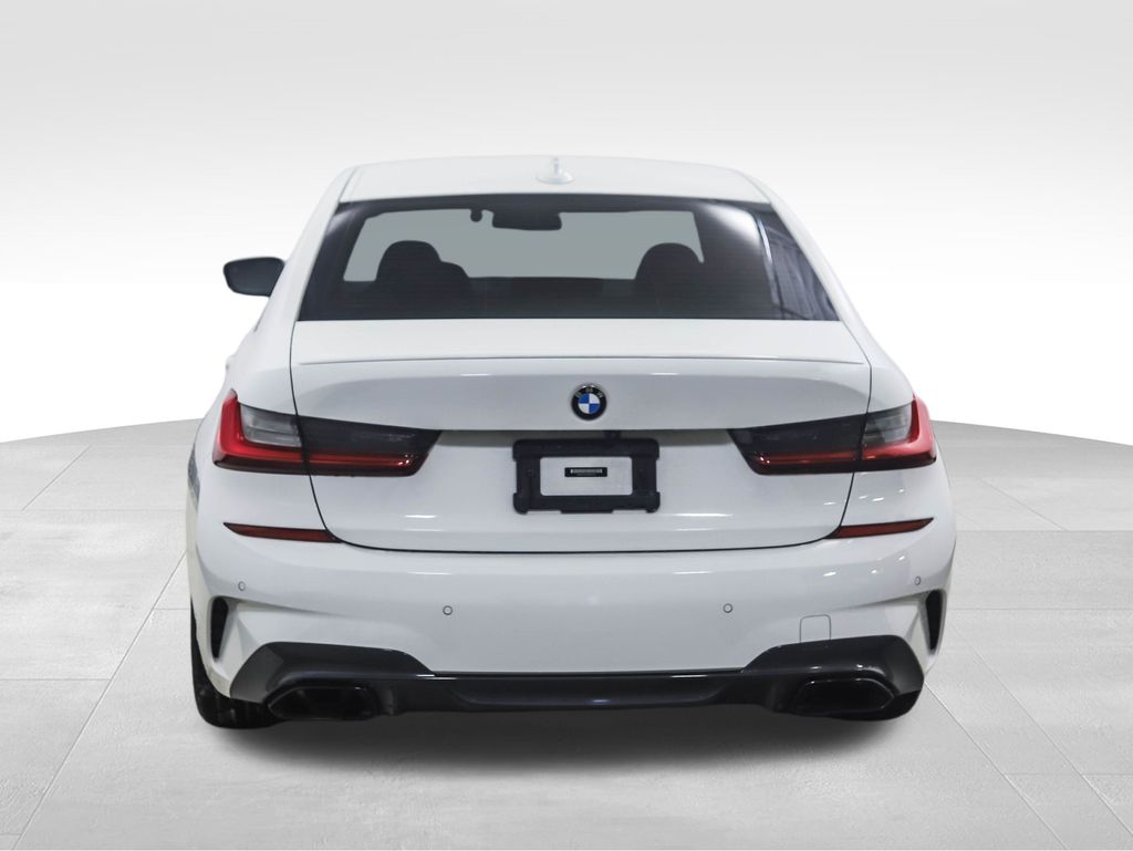 Thumbnail: 2021 BMW 3 Series - 4