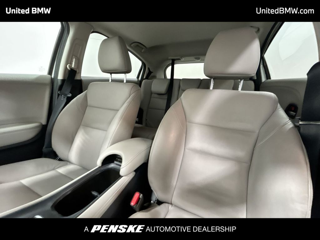 Thumbnail: 2017 Honda HR-V - 13