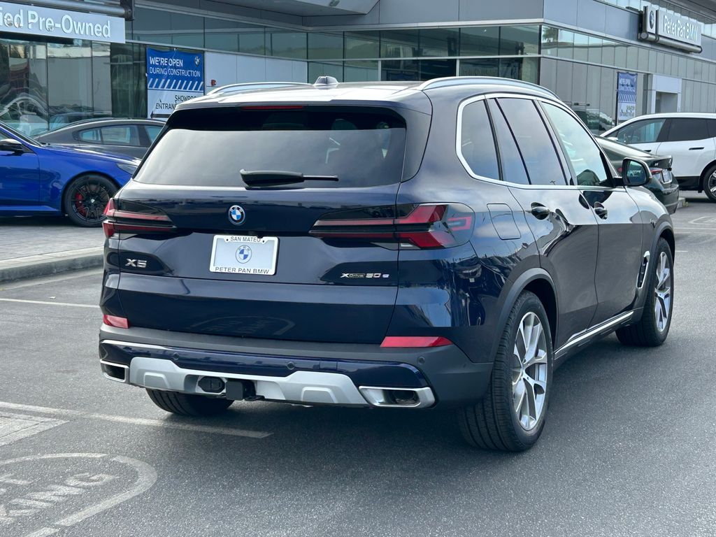 2026 BMW X5 xDrive50e 5