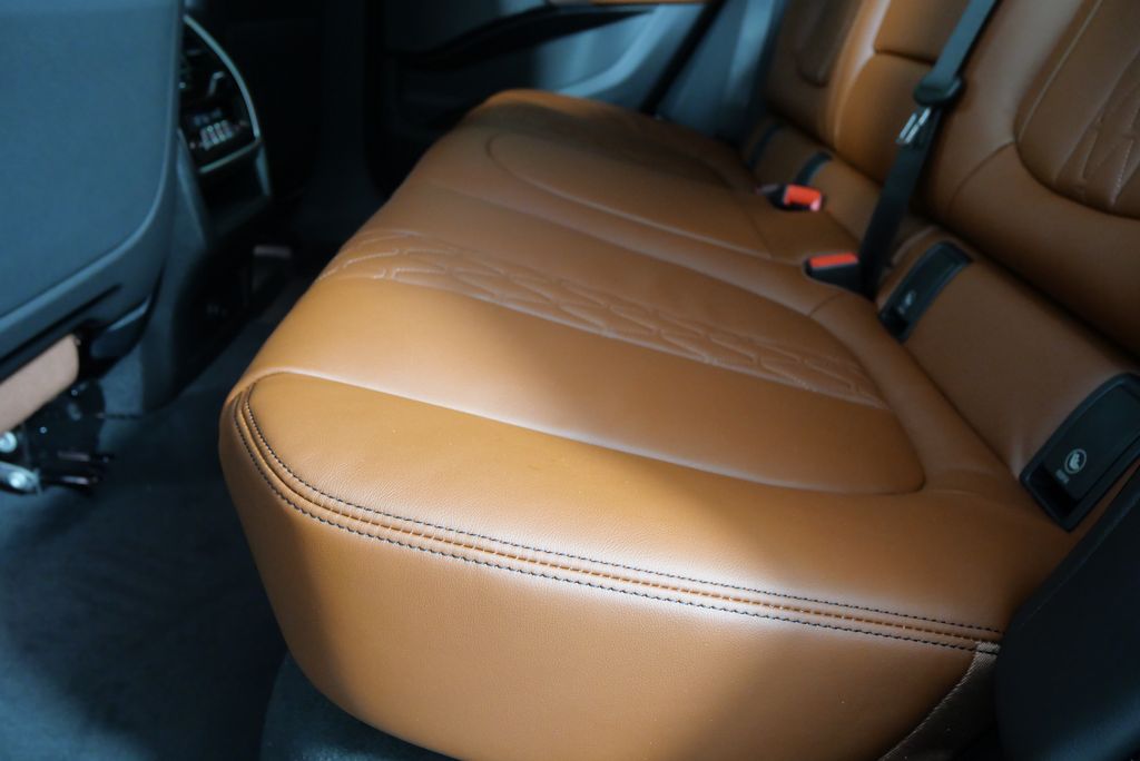 Thumbnail: 2026 BMW X6 - 14