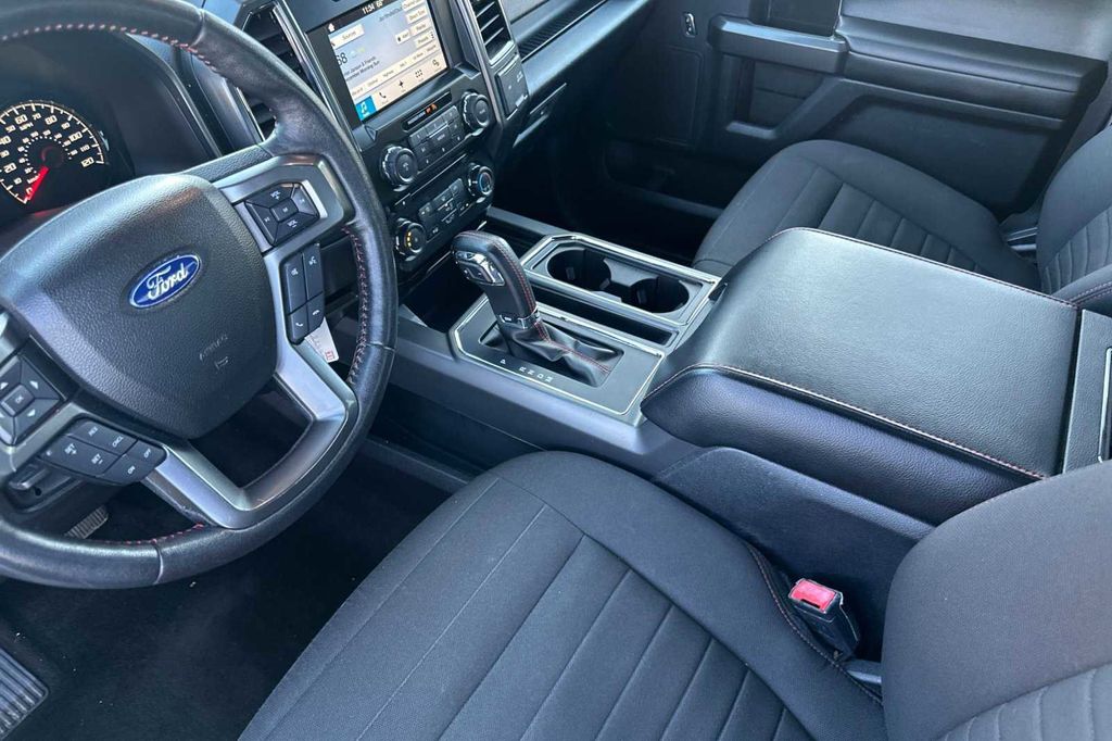 2018 Ford F-150 XLT 12