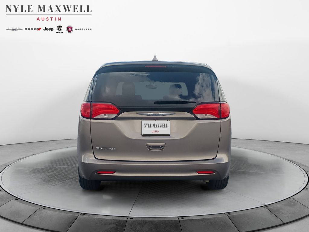 Used Car 2017 Chrysler Pacifica  Touring For Sale Under $10,000 In Austin, Texas