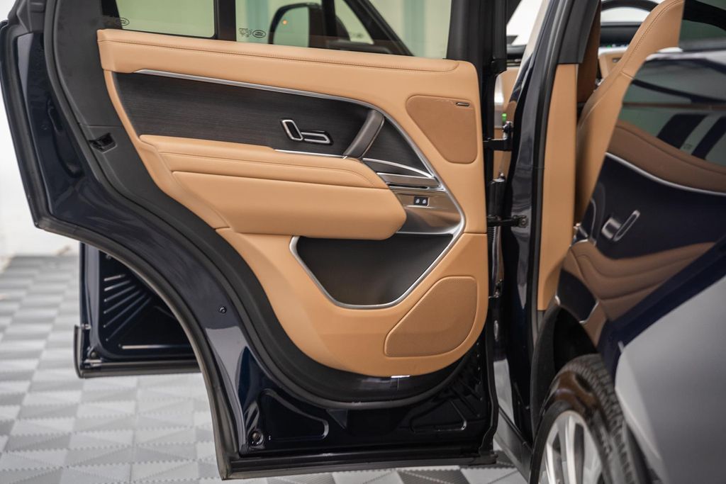 Land RoverRange Rover37
