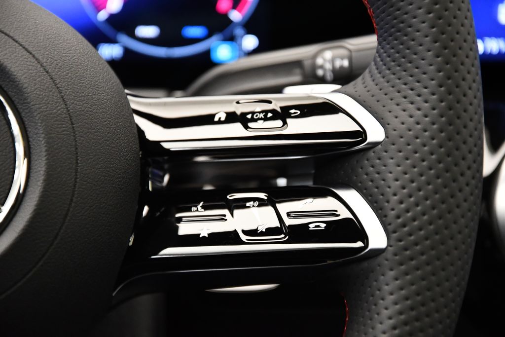 Thumbnail: 2025 Mercedes-Benz GLA - 24