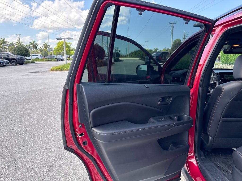Used 2023 Radiant Red Metallic II Honda TrailSport image 29