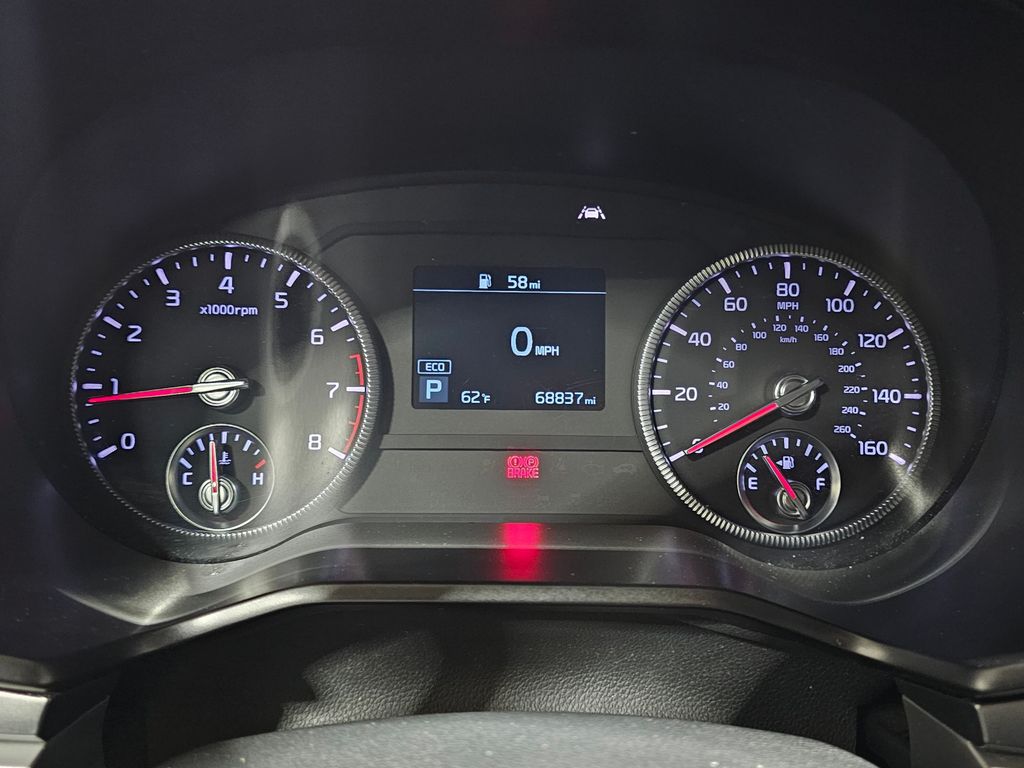 Used 2021 Purple Kia LX image 24