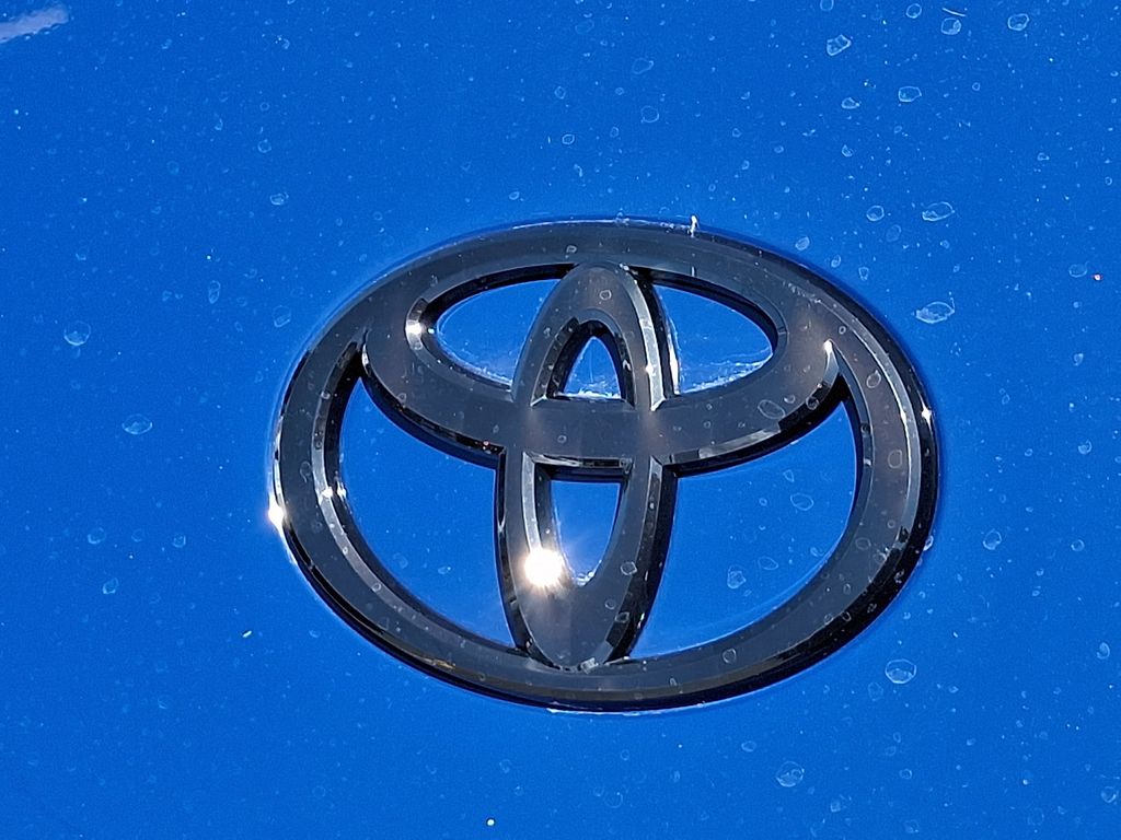 Thumbnail: 2026 Toyota Camry - 16