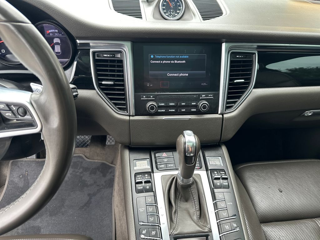 Used Car 2018 Porsche Macan  For Sale Under $25,000 In Austin, Texas