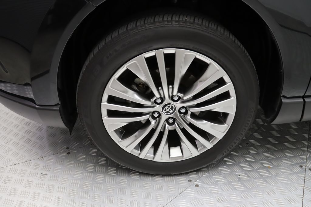2024 Toyota Venza XLE 4