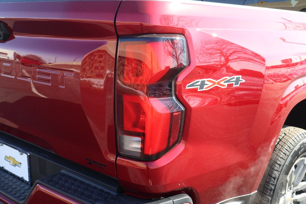 Thumbnail: 2026 Chevrolet Colorado - 7