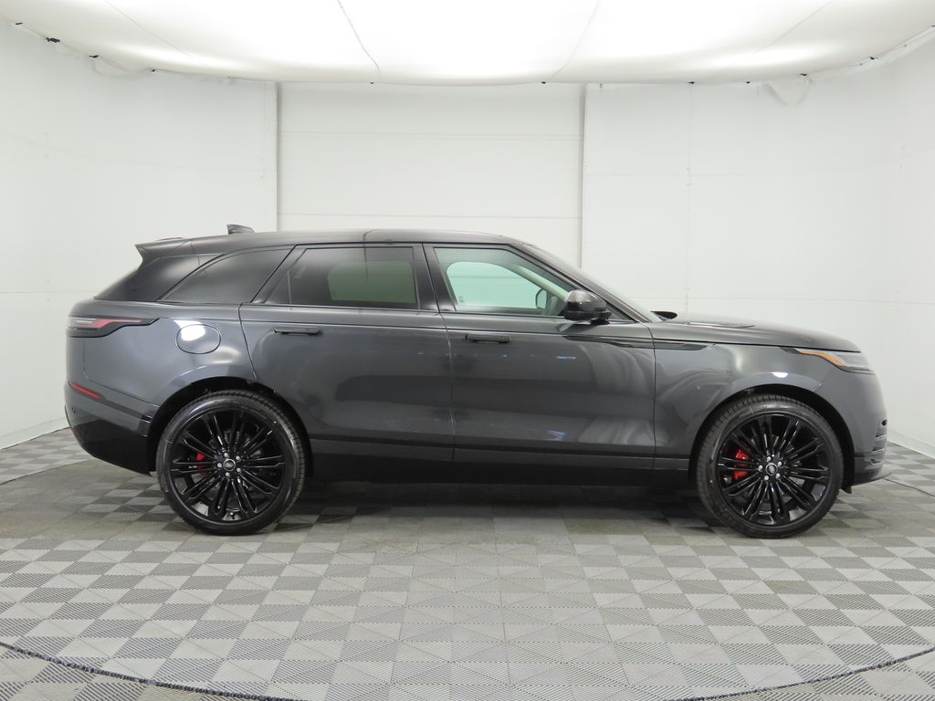 2025 Land Rover Range Rover Velar Dynamic SE 4