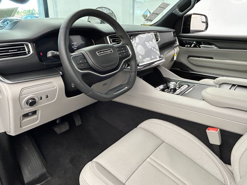 New 2026 Bright White Clearcoat Jeep Summit Obsidian image 13