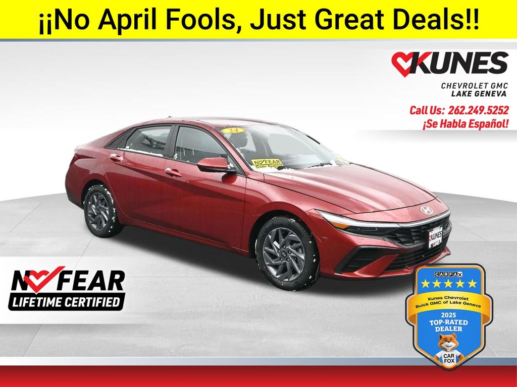 Ultimate Red 2024 Hyundai Elantra SEL FWD Sedan Front-Wheel Drive Continuously Variable Transmission