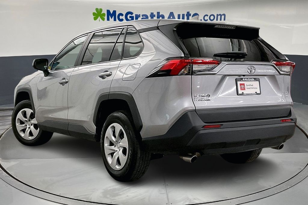 View vehicle photo 3