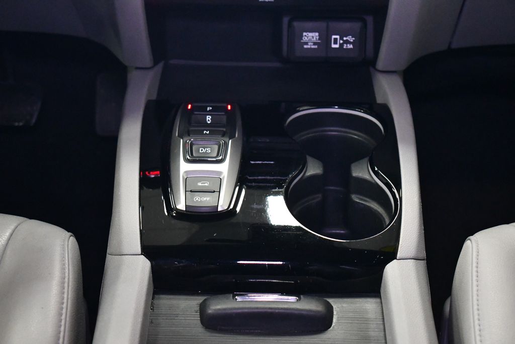 Thumbnail: 2020 Honda Pilot - 19