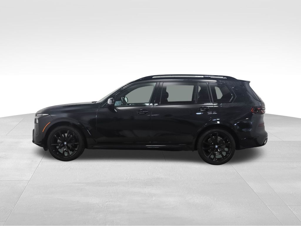 Thumbnail: 2025 BMW X7 - 2