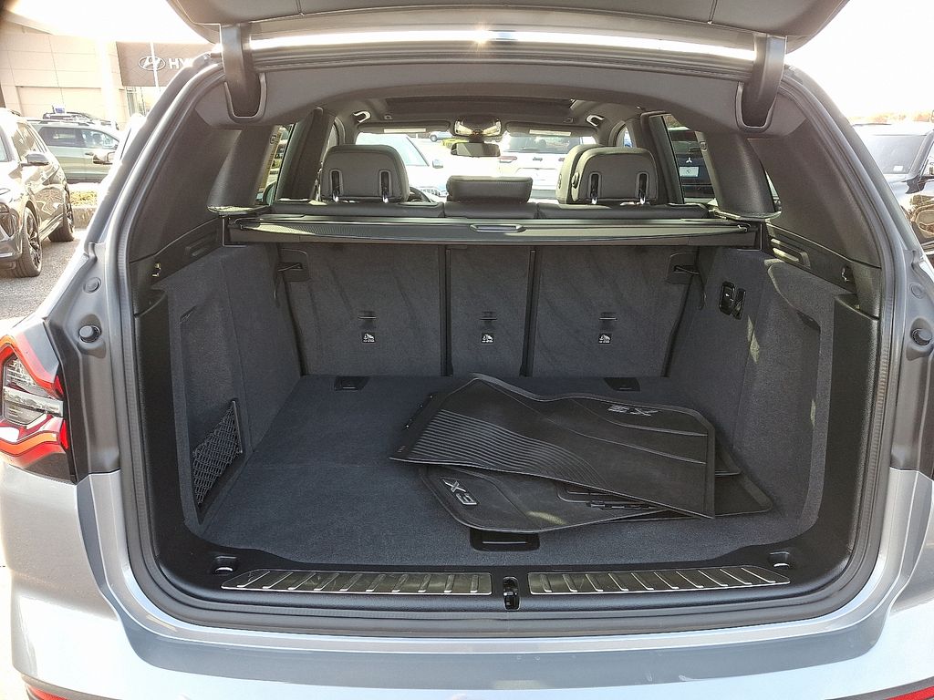 Thumbnail: 2023 BMW X3 - 31