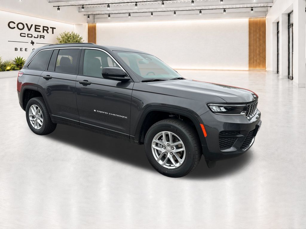 Gray Metallic 2026 Jeep Grand Cherokee SUV / Crossover 4X2 8-Speed Automatic