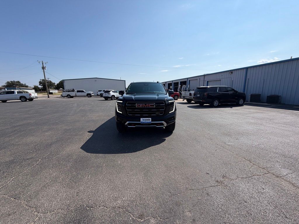 Onyx Black 2025 GMC Yukon SUV / Crossover Four-Wheel Drive