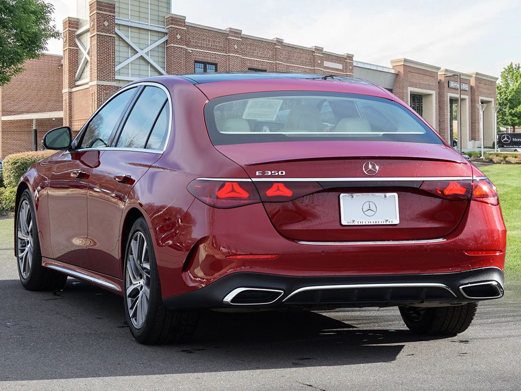 Thumbnail: 2025 Mercedes-Benz E-Class - 7