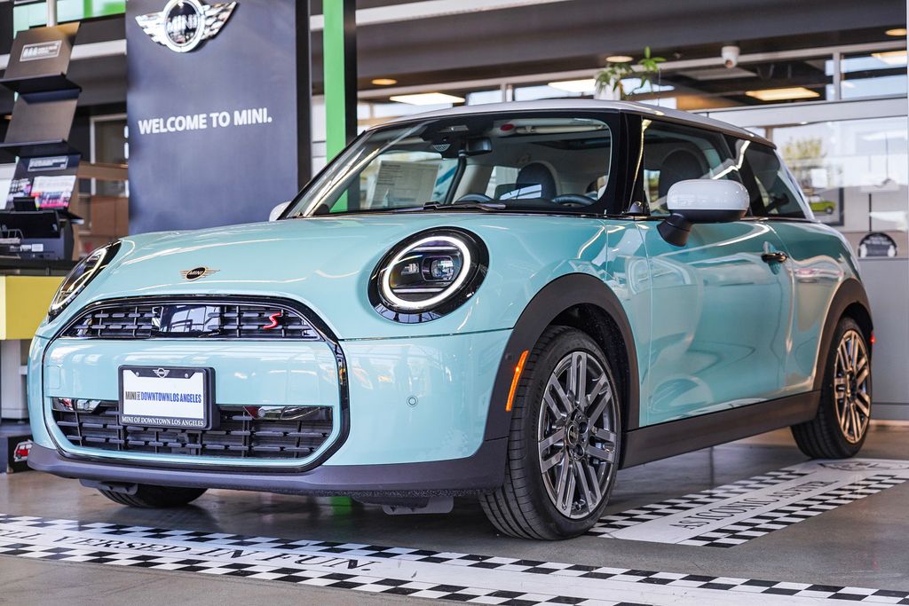 2025 MINI Cooper S  5