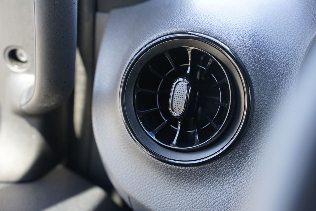 Thumbnail: 2024 Mercedes-Benz Sprinter - 24