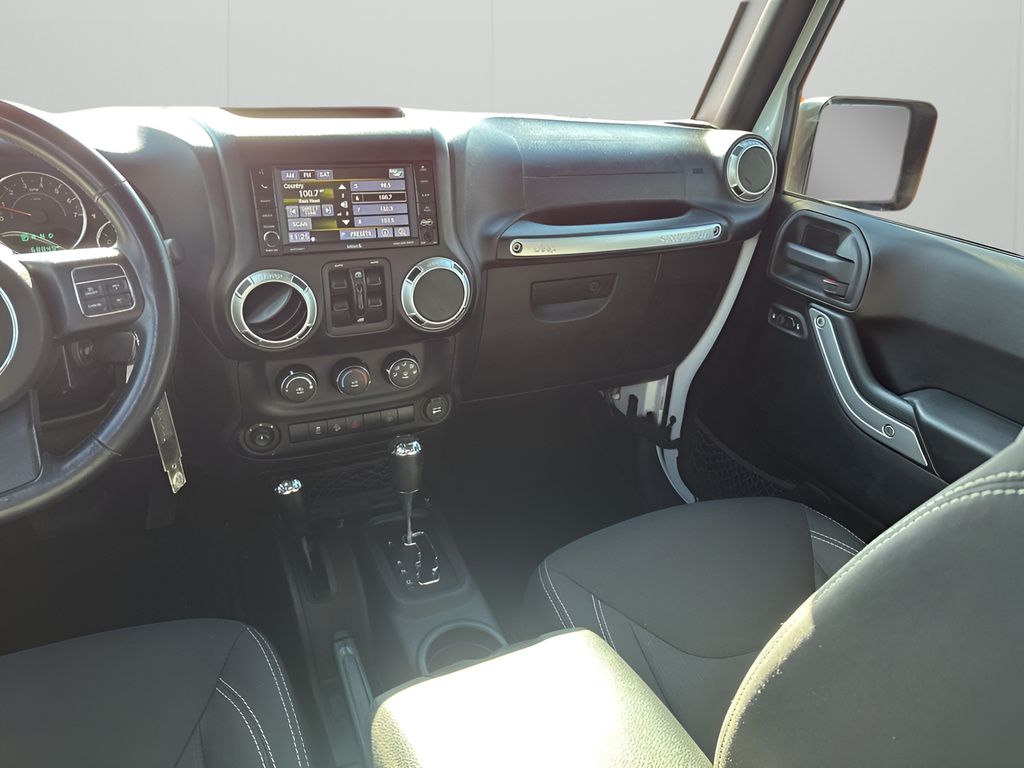 Used Car 2015 Jeep Wrangler  Unlimited Rubicon For Sale Under $25,000 In Austin, Texas