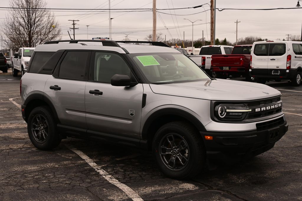 View vehicle photo 7