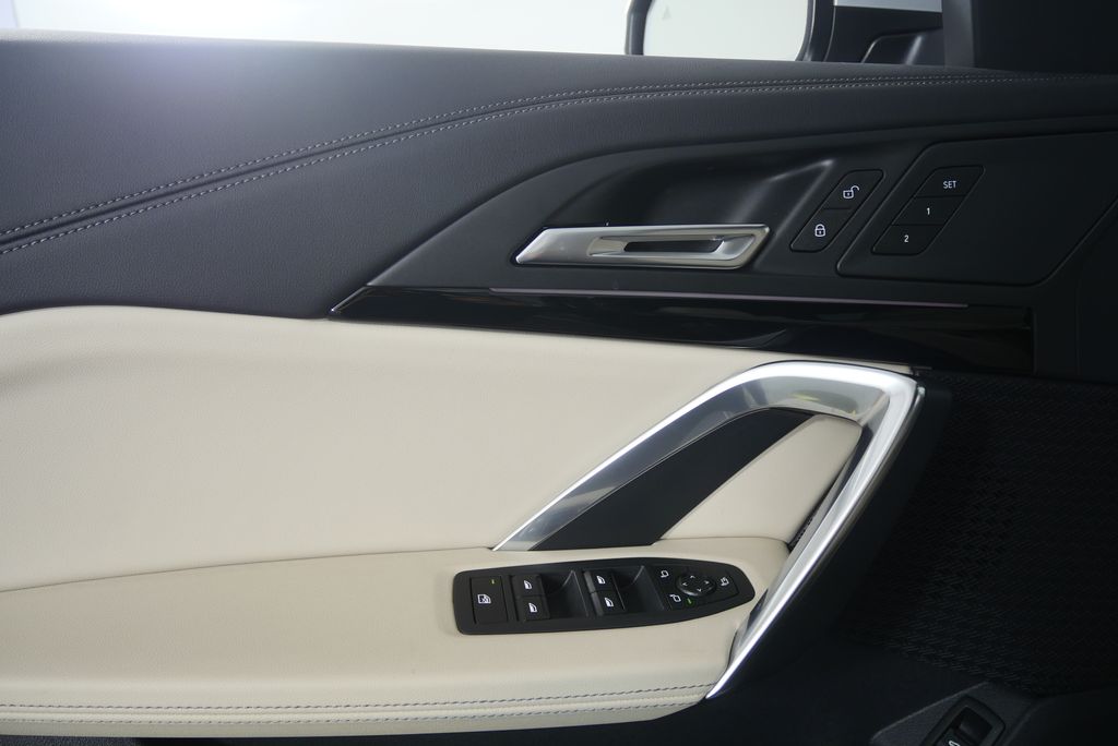 Thumbnail: 2024 BMW X1 - 8