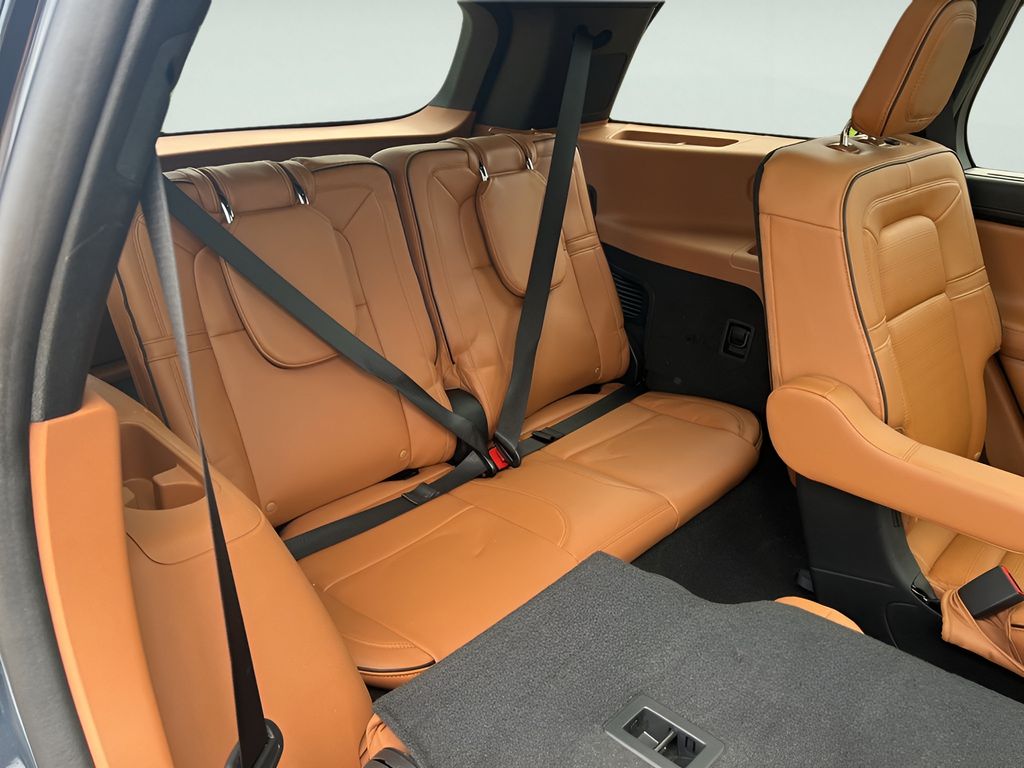 2023 Lincoln Aviator