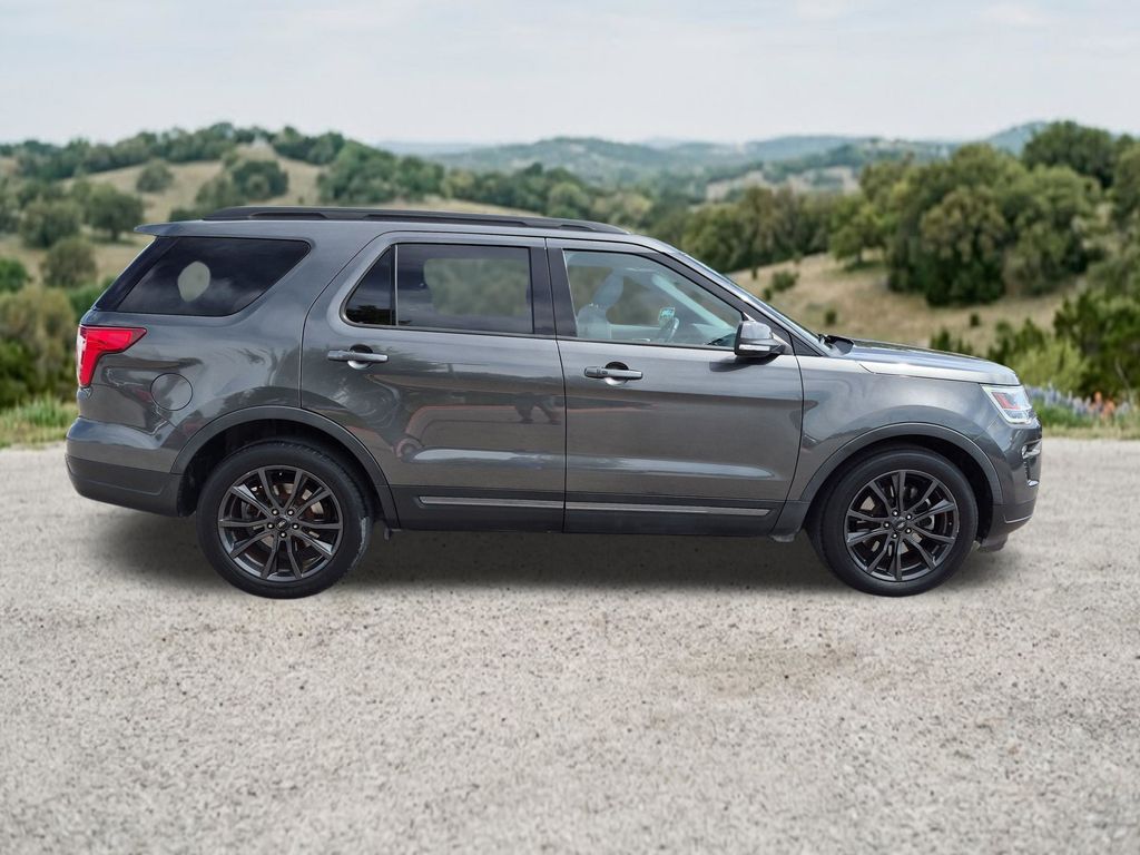Used Car 2018 Ford Explorer  Xlt For Sale Under $15,000 In Austin, Texas