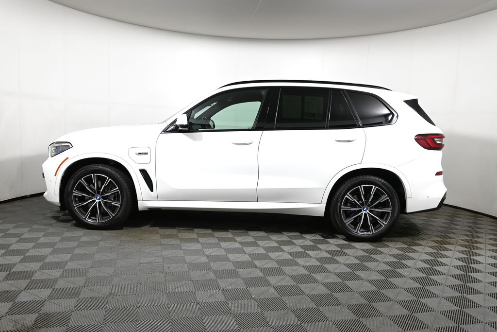 Thumbnail: 2023 BMW X5 - 2