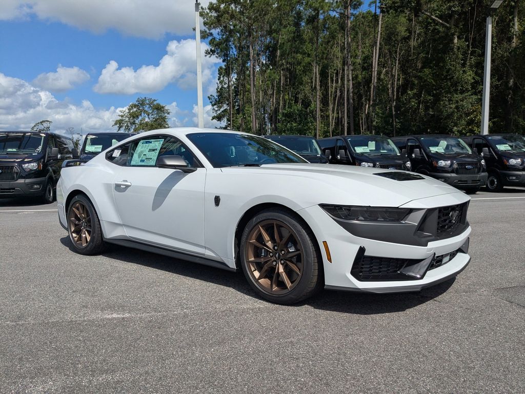 2025 Ford Mustang Dark Horse Fastback
