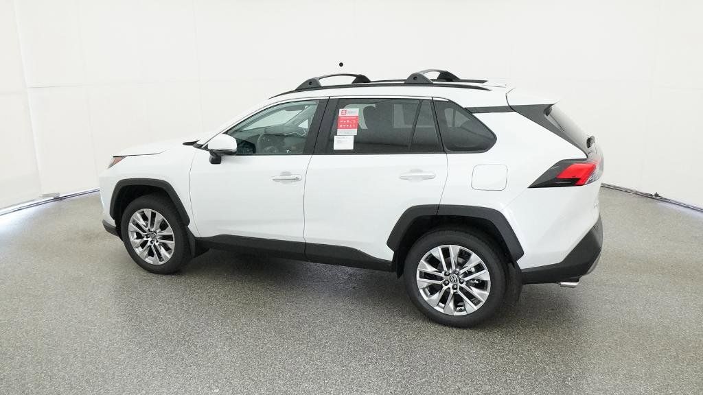 Thumbnail: 2025 Toyota RAV4 - 15