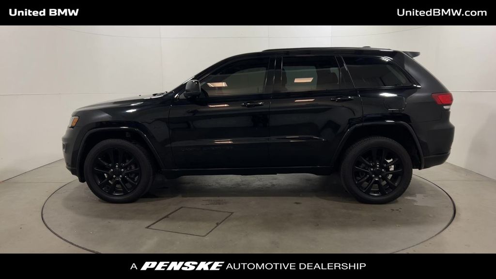 2018 Jeep Grand Cherokee Altitude 5