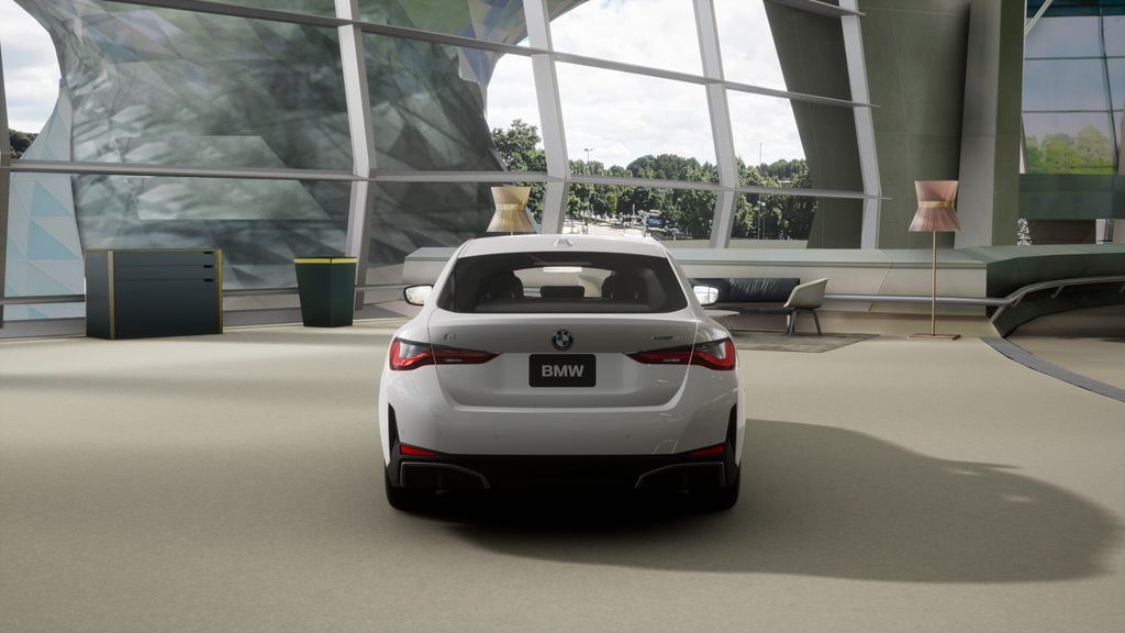 Thumbnail: 2025 BMW i4 - 30