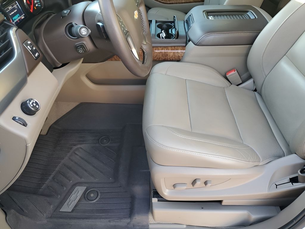 Used Car 2020 Chevrolet Suburban  Premier For Sale Under $40,000 In Austin, Texas