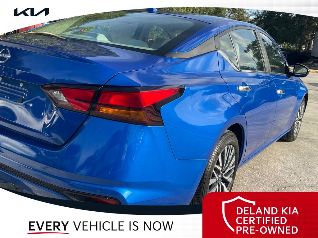 2025 Nissan Altima SV - Photo 7