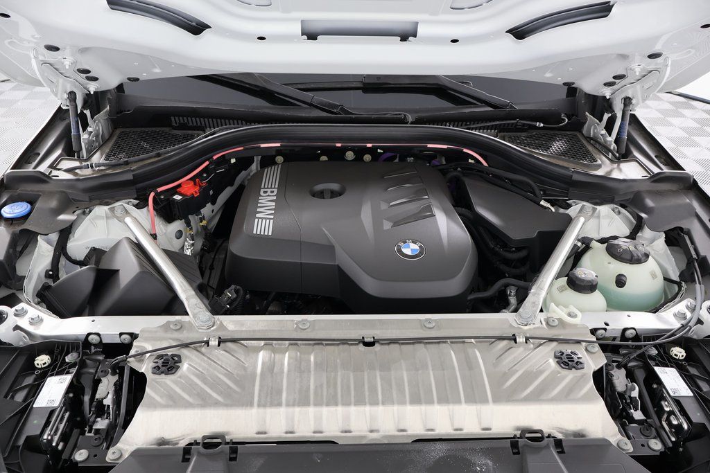 Thumbnail: 2025 BMW X3 - 9