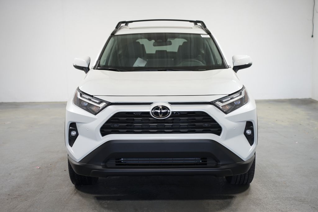 Thumbnail: 2025 Toyota RAV4 - 2