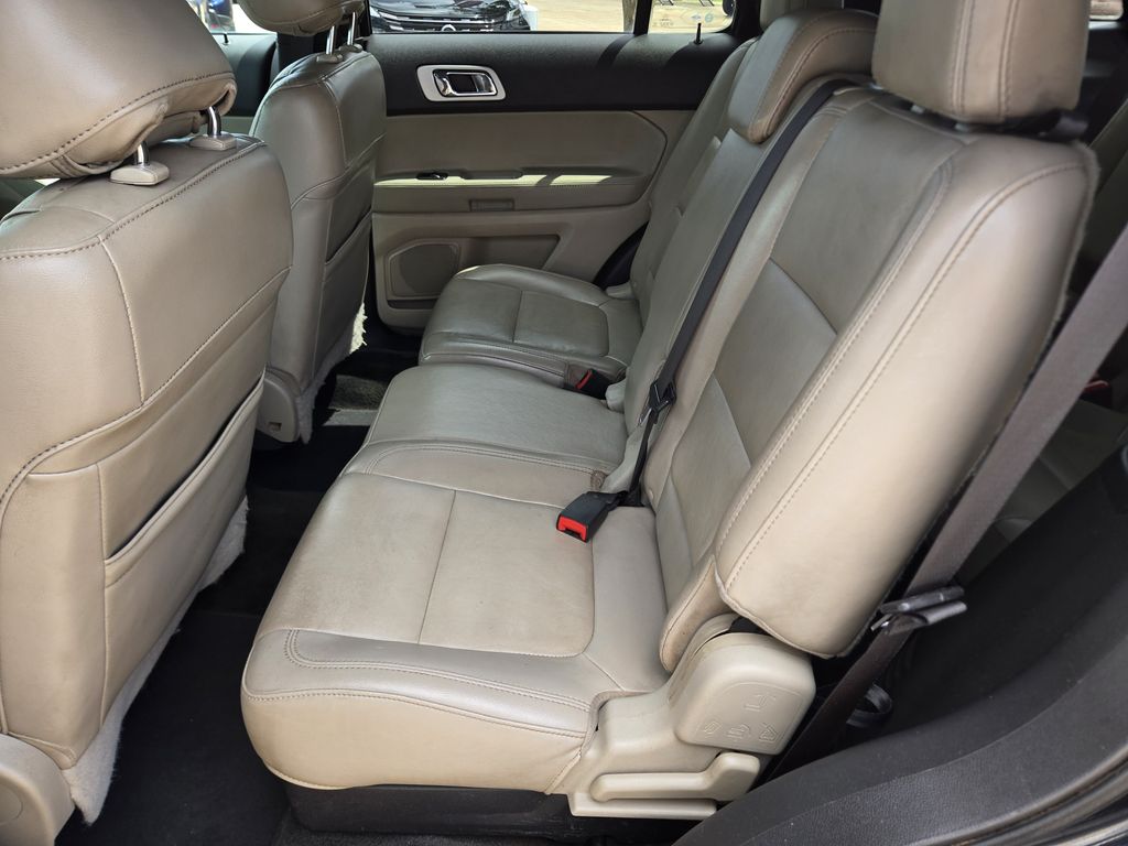 2015 Ford Explorer XLT Black at Durrett Motor Company