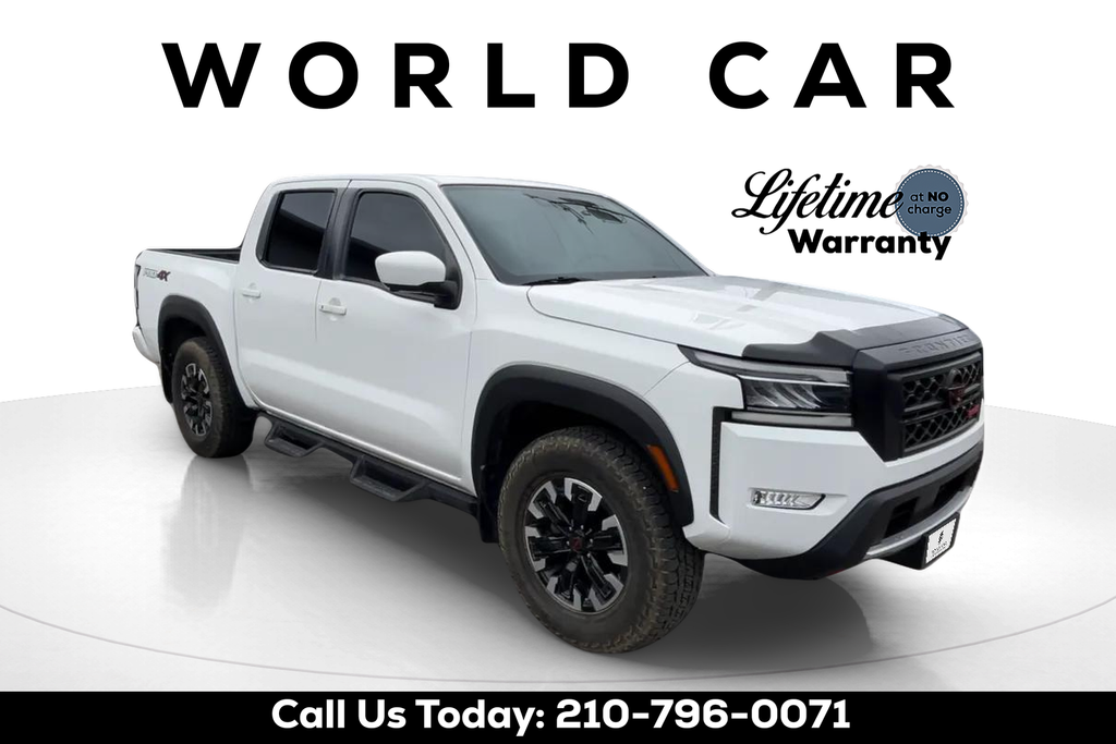 2024 Nissan Frontier PRO-4X Crew Cab 4WD