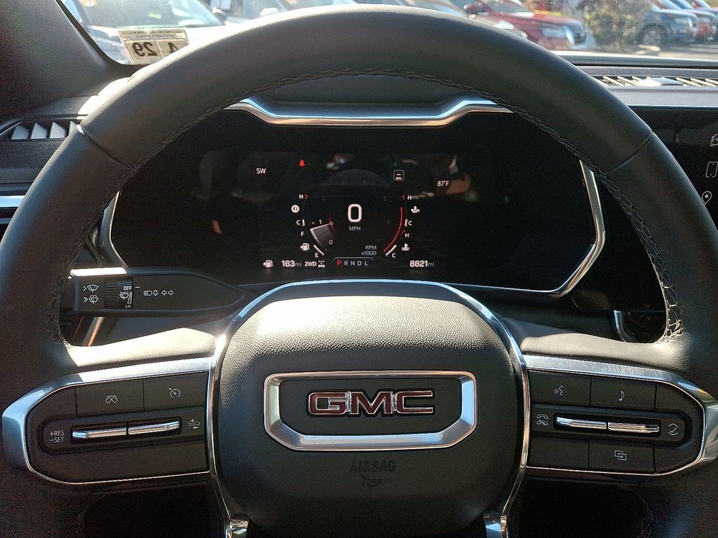 Thumbnail: 2023 GMC Canyon - 19