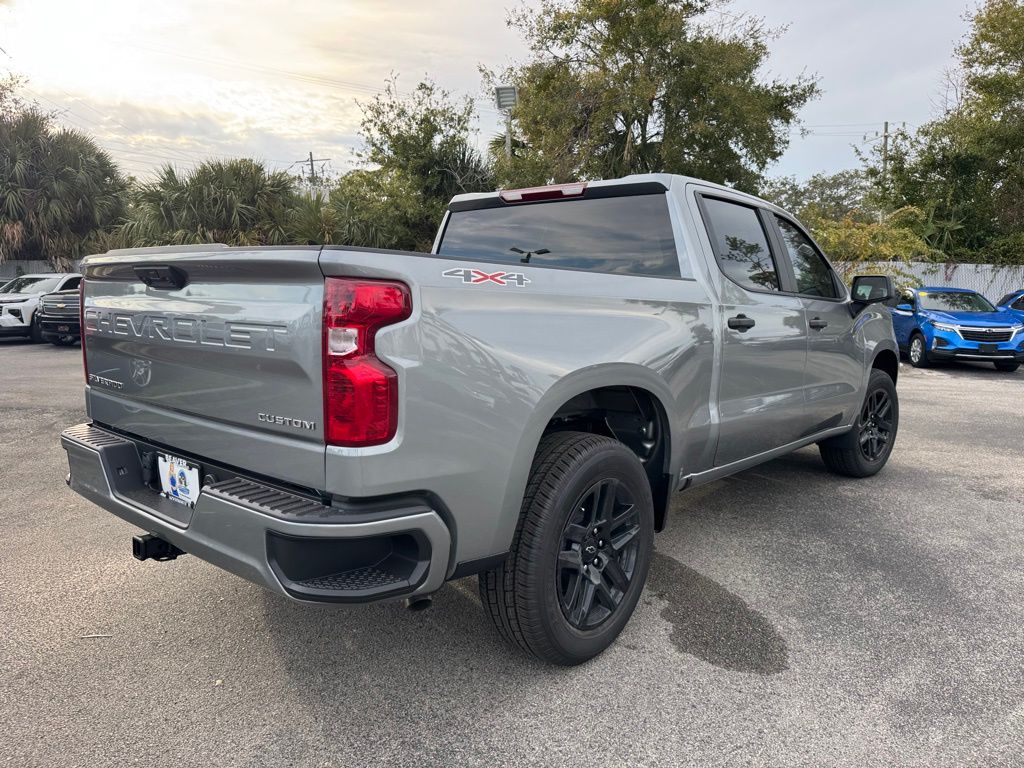 2025 Chevrolet Silverado 1500 Custom 8