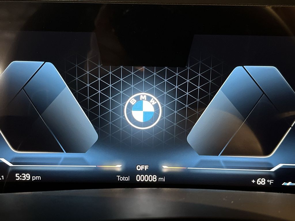 Thumbnail: 2026 BMW X5 - 15