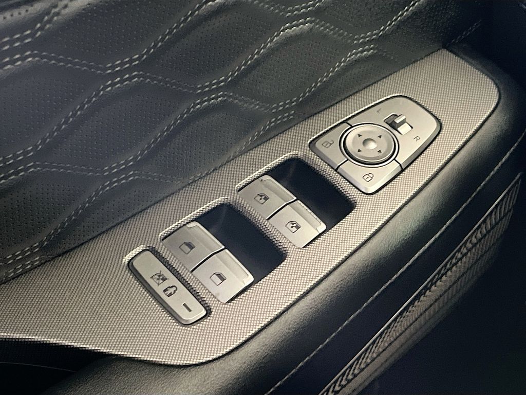 Used 2021 Gray Hyundai Calligraphy image 18