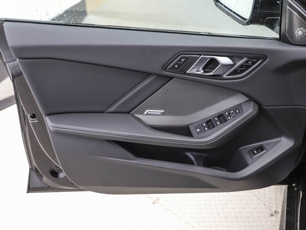 Thumbnail: 2026 BMW 2 Series - 9