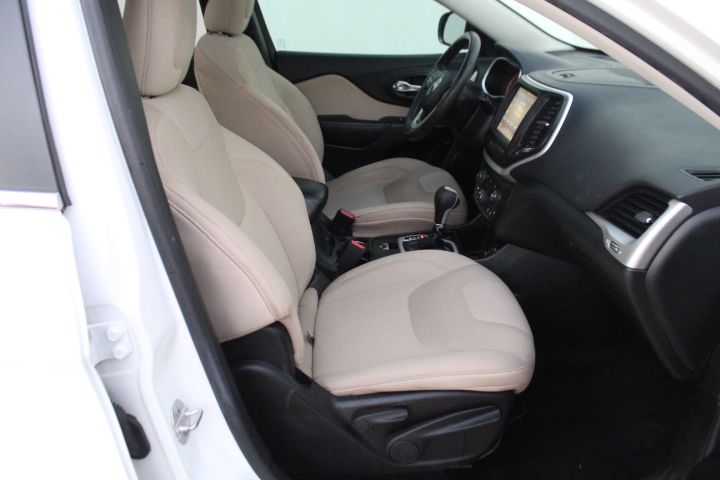 Used Car 2015 Jeep Cherokee  Latitude For Sale Under $10,000 In Georgetown, Texas