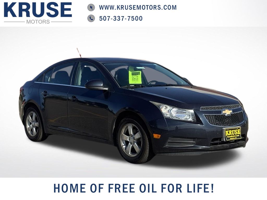  2014 Chevrolet Cruze 1LT Sedan FWD   