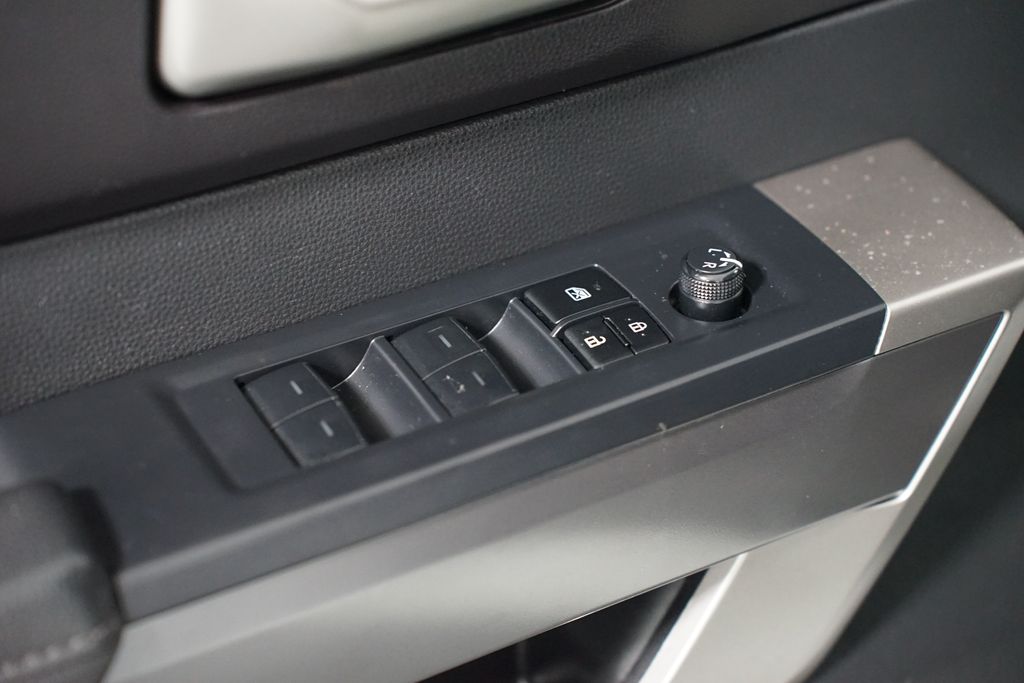 Thumbnail: 2024 Toyota Tundra - 32